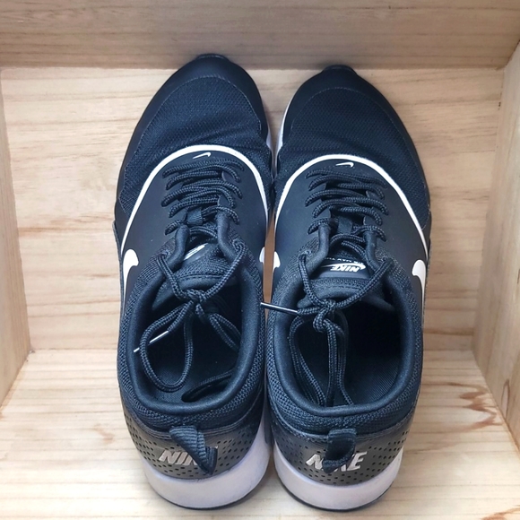 Nike Womens Air Max Thea Gymnastics Shoes - Picture 8 of 10